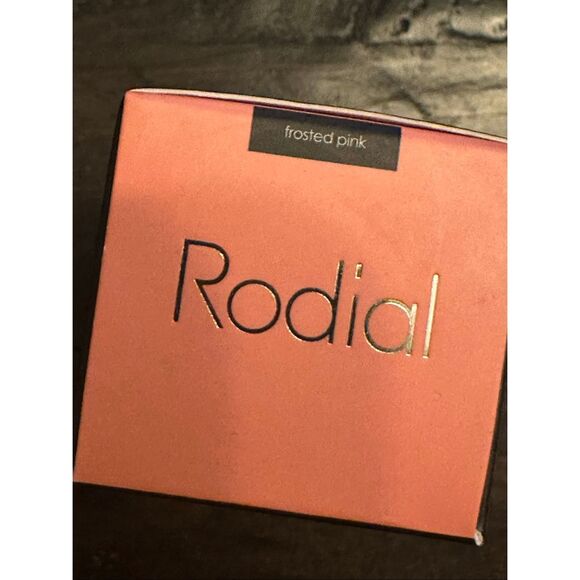 Rodial Blush Drops frosted pink  Full-size - Picture 5 of 5